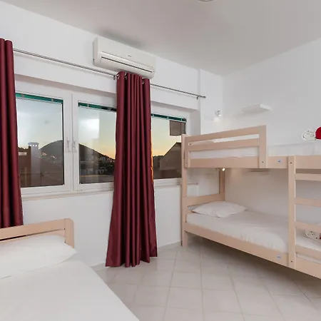 Hostel Free Bird (adults Only)