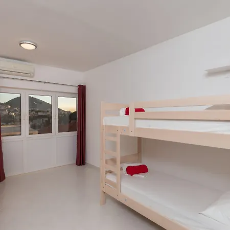 Free Bird (adults Only) * Dubrovnik