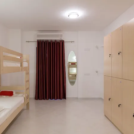 호스텔 Free Bird (adults Only) 두브로브니크