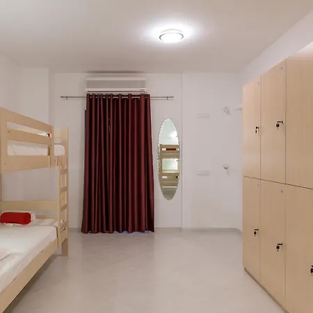 Free Bird (adults Only) 호스텔 두브로브니크