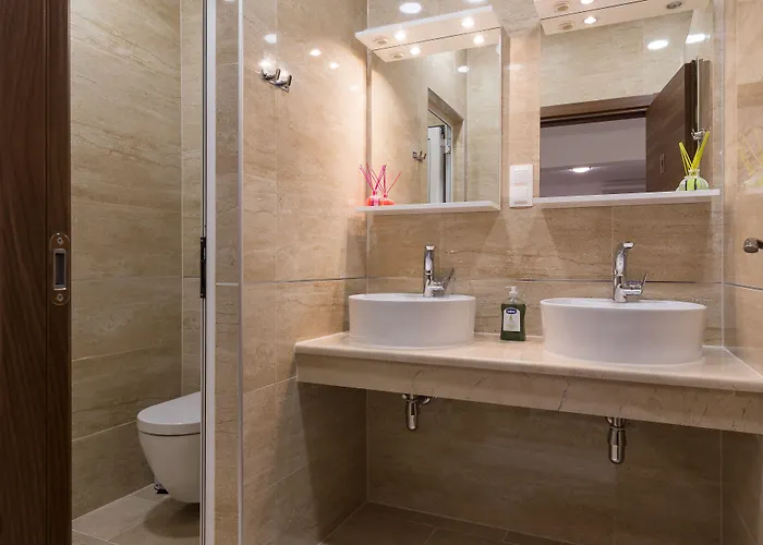 Hostel Free Bird (adults Only)