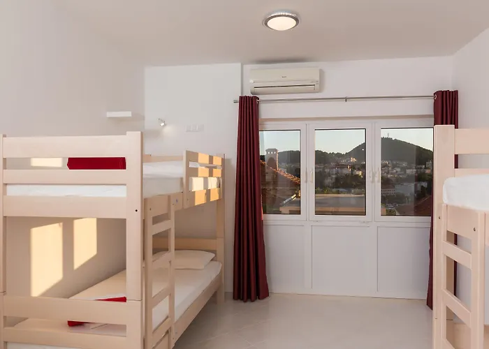 Hostel Free Bird (adults Only)