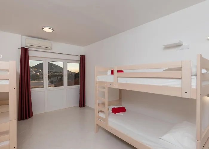 Free Bird (adults Only) Dubrovnik